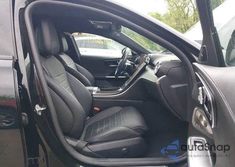 2023 Mercedes-Benz C 300 4Matic from USA, damaged, VIN W1KAF4HBXPR102658